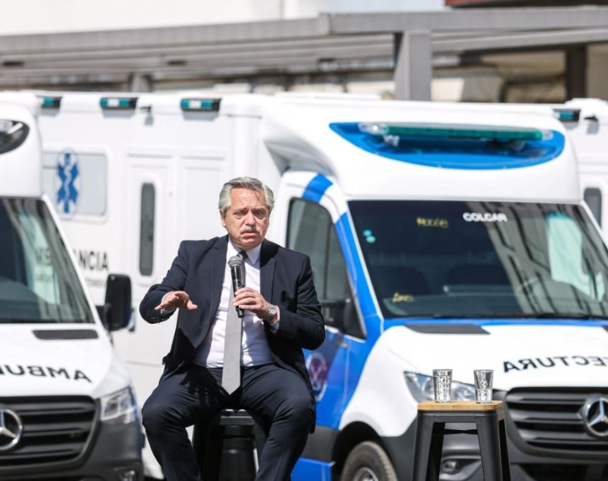 Alberto Fern&aacute;ndez visitar&aacute; Moreno y entregar&aacute; ambulancias.