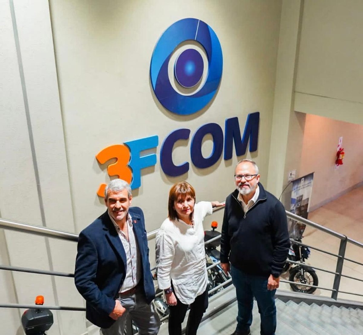 Patricia Bullrich recorri&oacute; el Centro de Monitoreo de Tres de Febrero