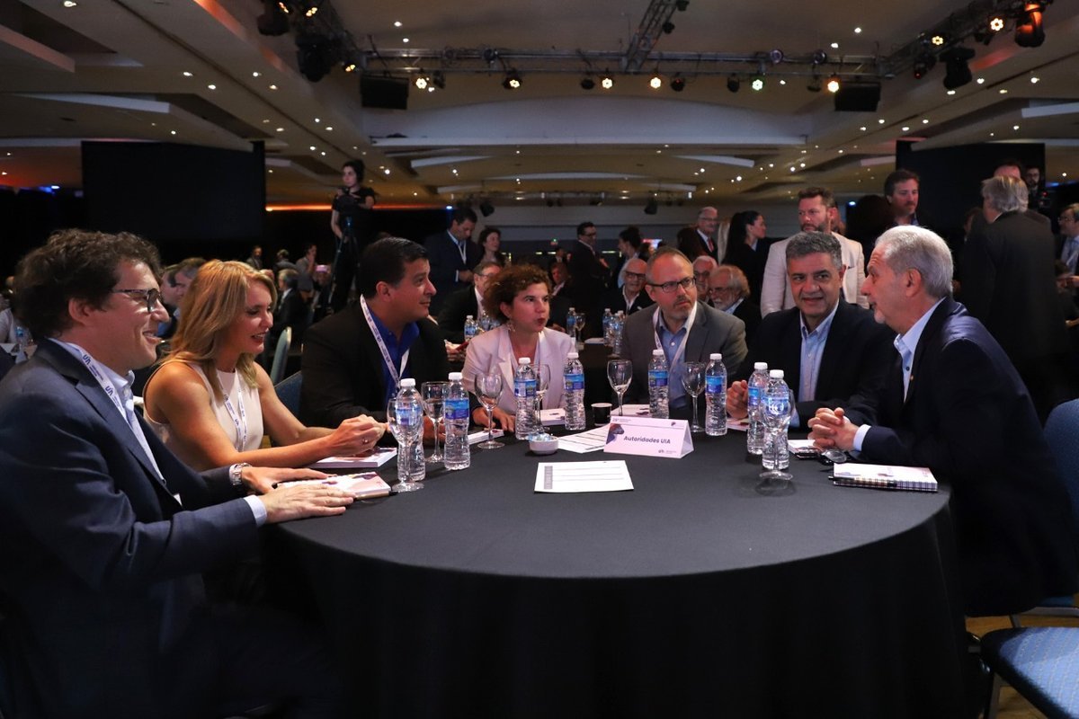 Diego Valenzuela estuvo presente en la 28&deg; Conferencia Industrial de la Uni&oacute;n Industrial Argentina.