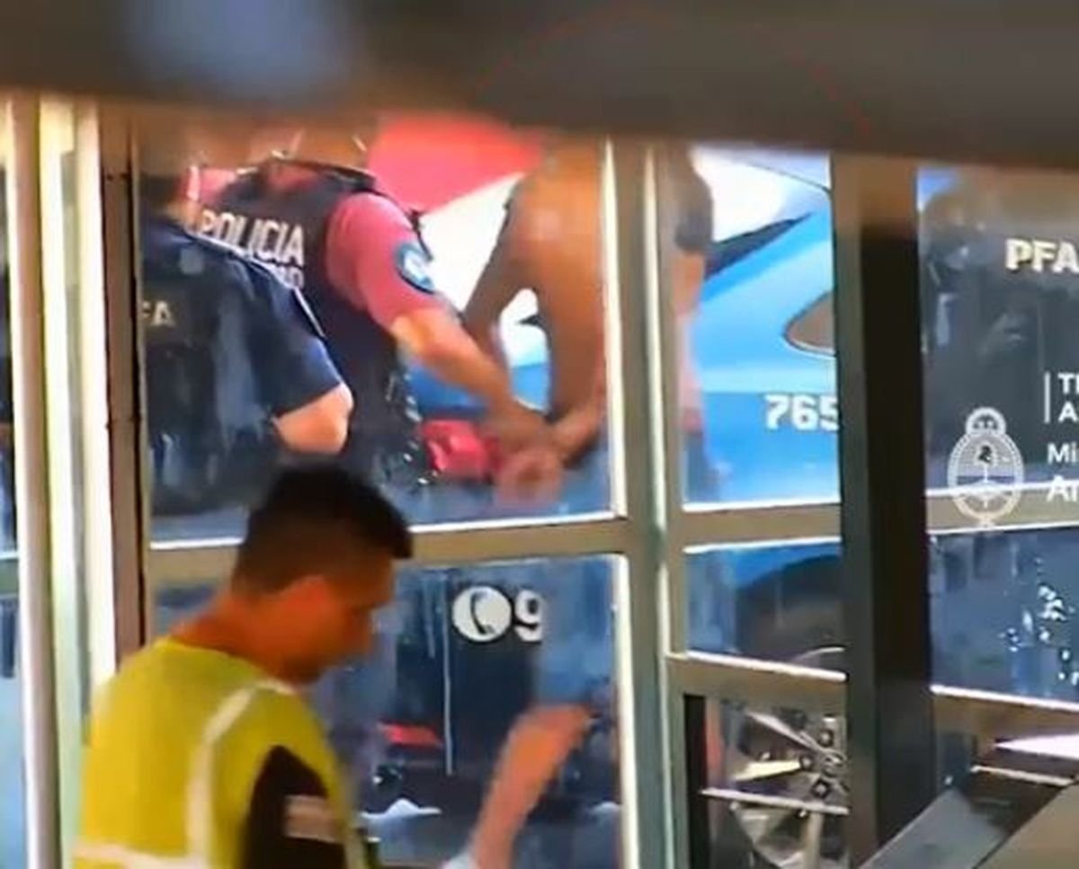 As&iacute; detuvieron a los ladrones en la terminal del Belgrano Sur.