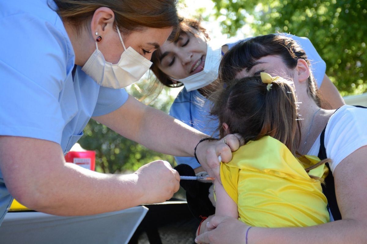 Vacunaci&oacute;n itinerante en Ituzaing&oacute;.