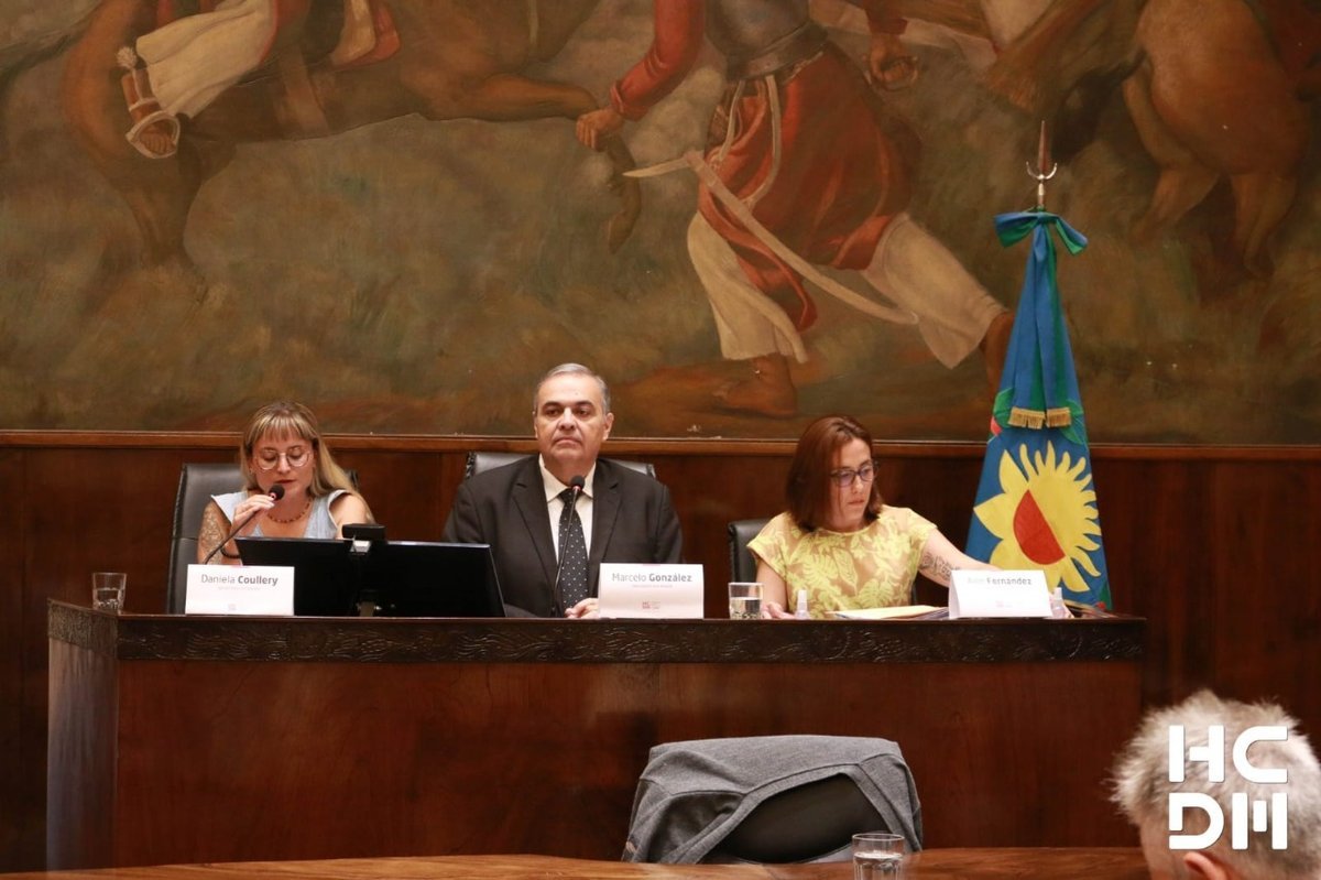 Sesi&oacute;n en el Concejo Deliberante de Mor&oacute;n.