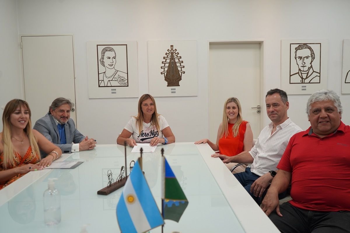 Merlo avanza con la iniciativa de Precios Justos.