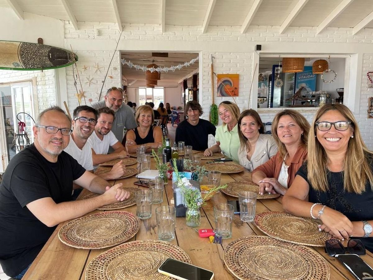 Diego Valenzuela de recorrida por la Costa.