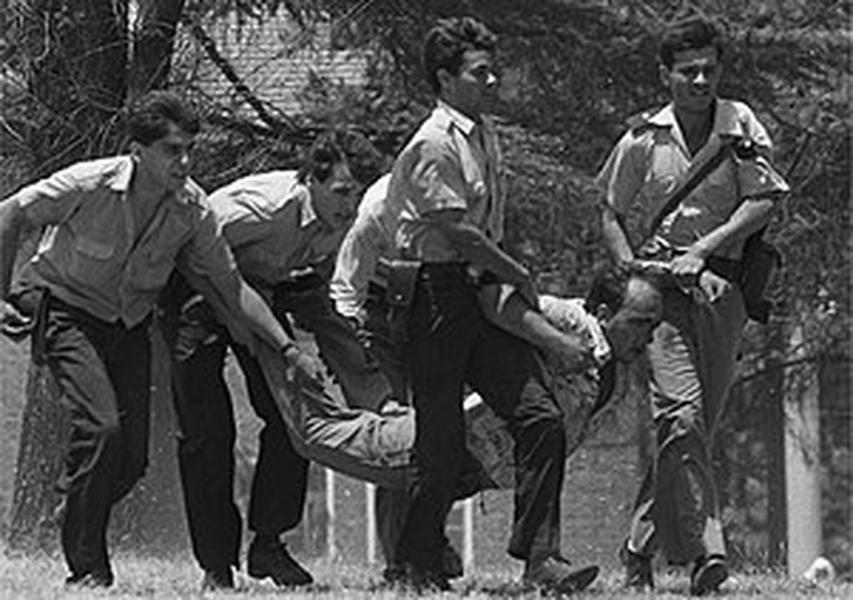 Heridos por la usurpaci&oacute;n fallida en La Tablada.