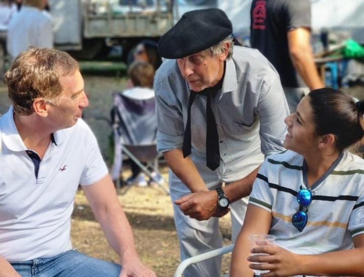 Diego Santilli visit&oacute; la Fiesta de La Pastora.