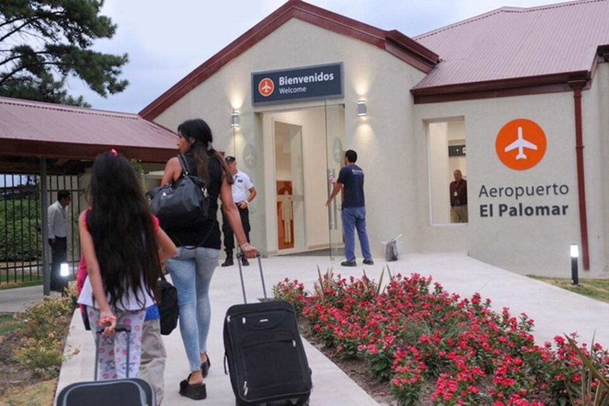 El Aeropuerto de El Palomar cerr&oacute; en octubre de 2021.