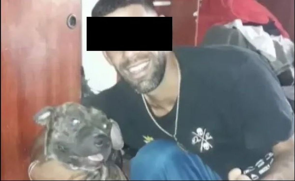 El hombre de Merlo acusado de torturar a su hijastra.