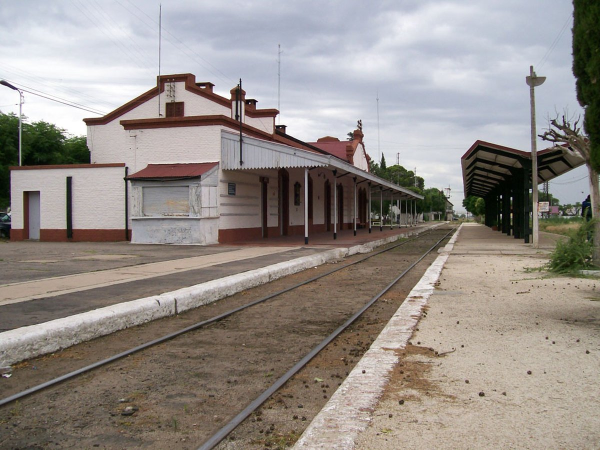 La estaci&oacute;n de General Pico, donde podr&iacute;a llegar el servicio de larga distancia del Tren Sarmiento.