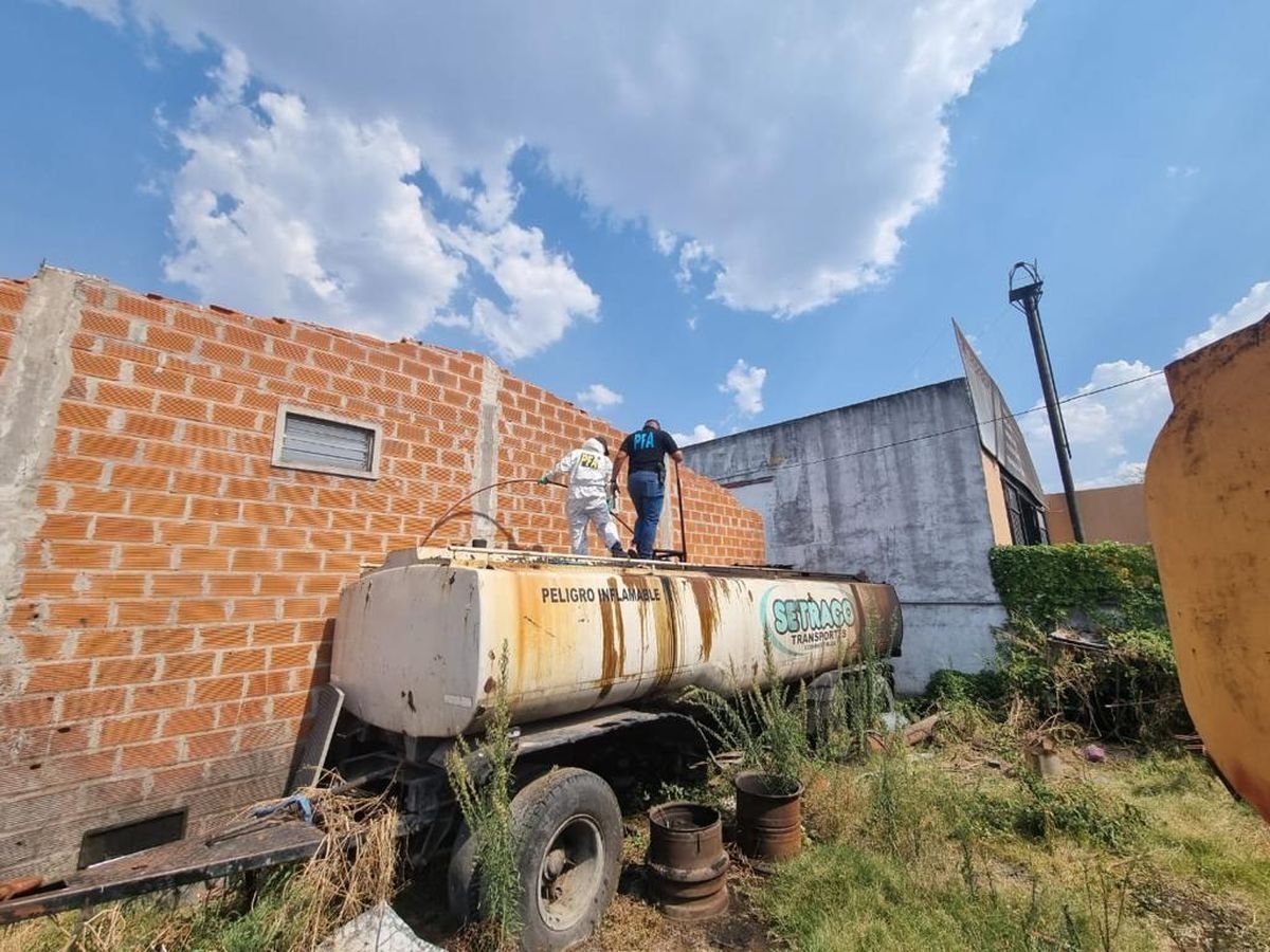 Ituzaing&oacute;: clausuran un predio por contaminar el ambiente.