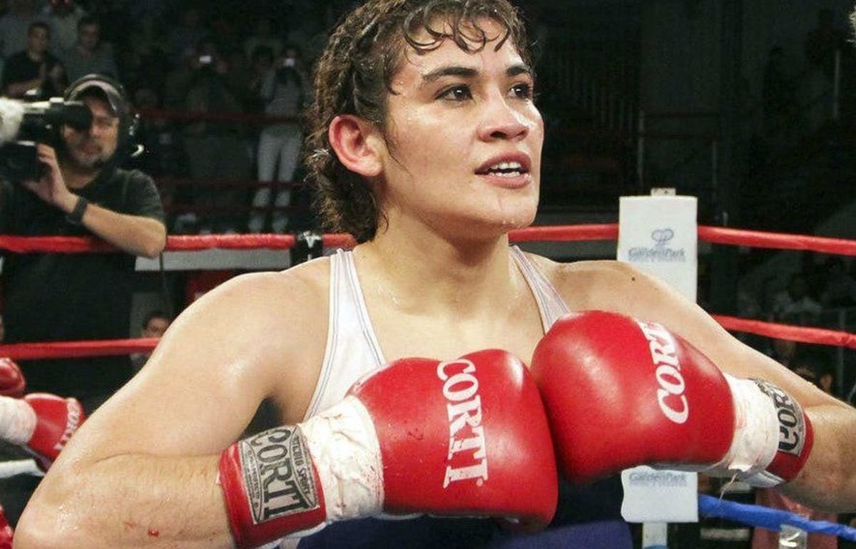 Tigresa Acu&ntilde;a, residente de Tres de Febrero, anunci&oacute; su retiro del boxeo.