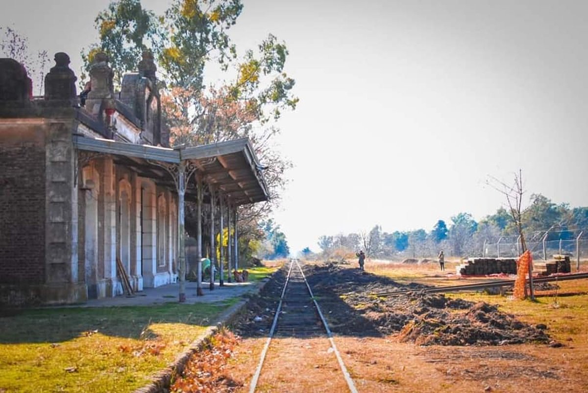 Obras en la estaci&oacute;n de Lozano del Belgrano Sur.