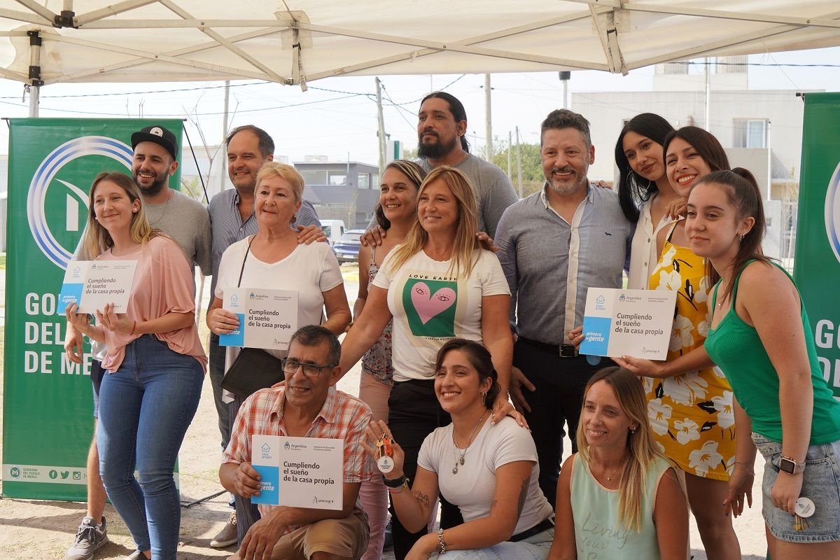 Merlo: entregaron viviendas en el Barrio Procrear.