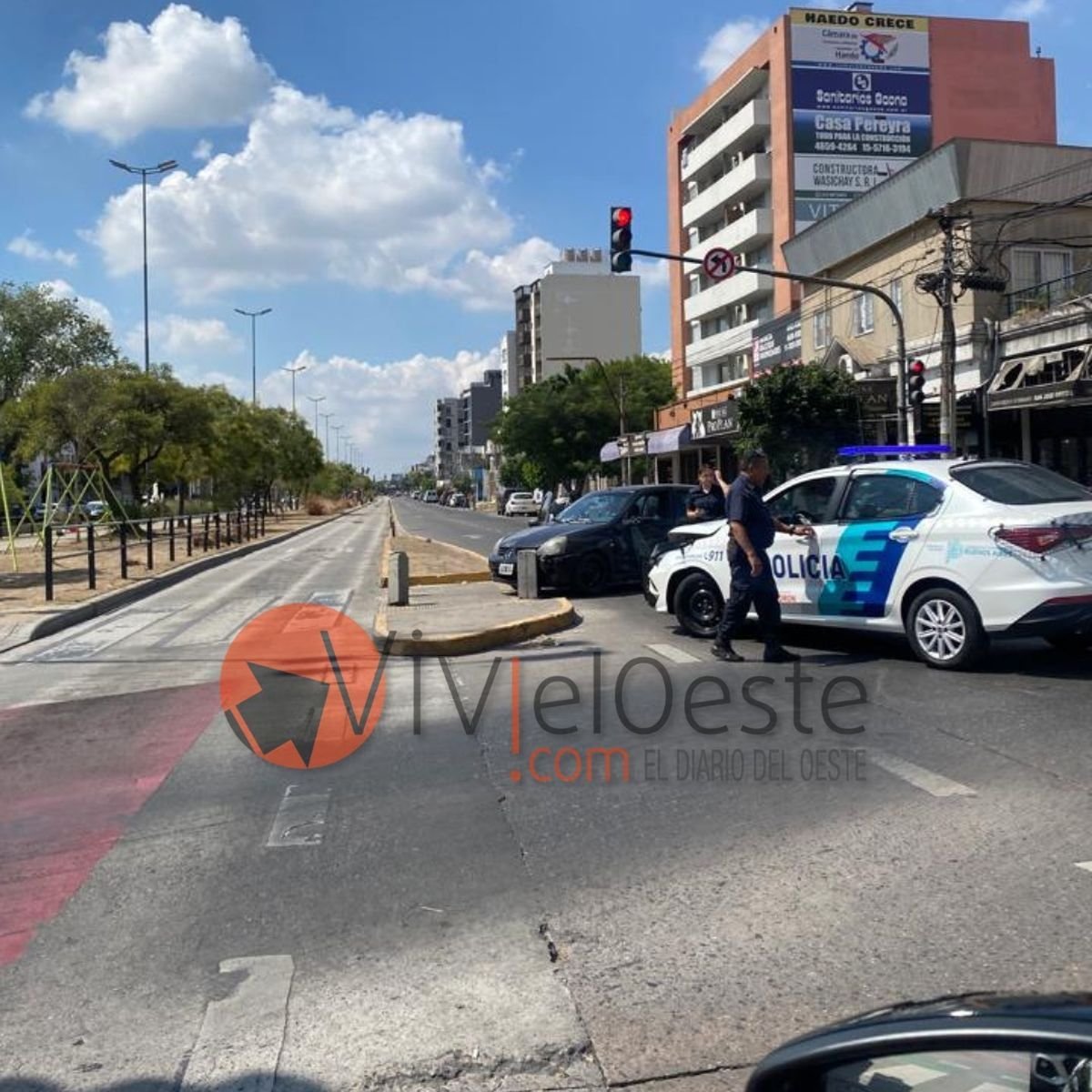 Haedo: caos vehicular por accidente en Av. Pres. Per&oacute;n.