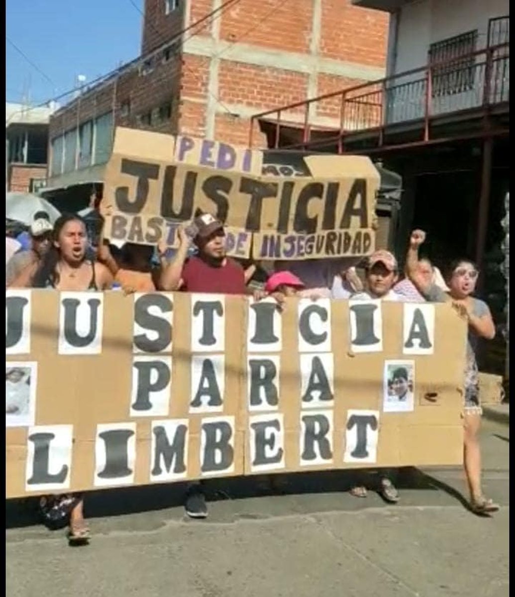 Marcha por el crimen en Villa Celina.