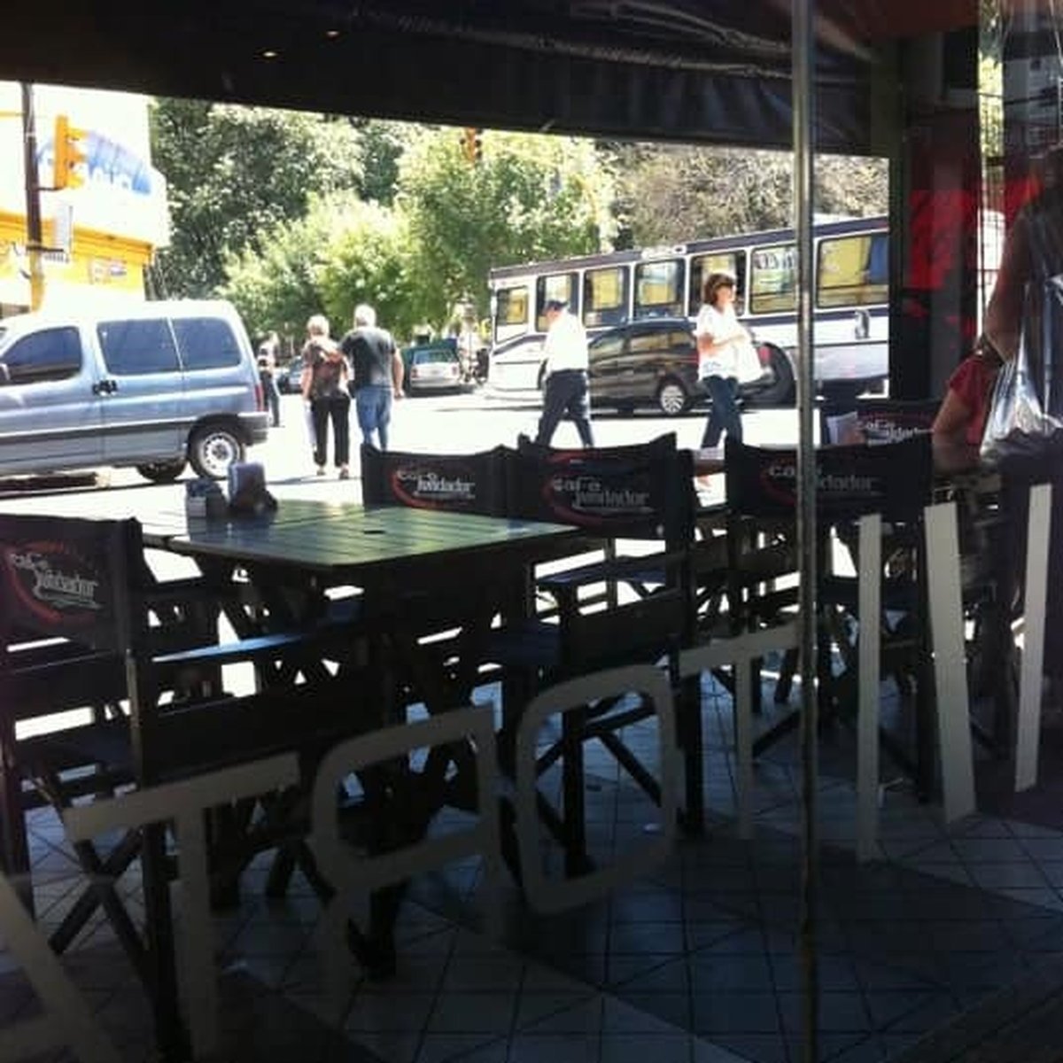 La cafeter&iacute;a Tokio de San Justo, por dentro.