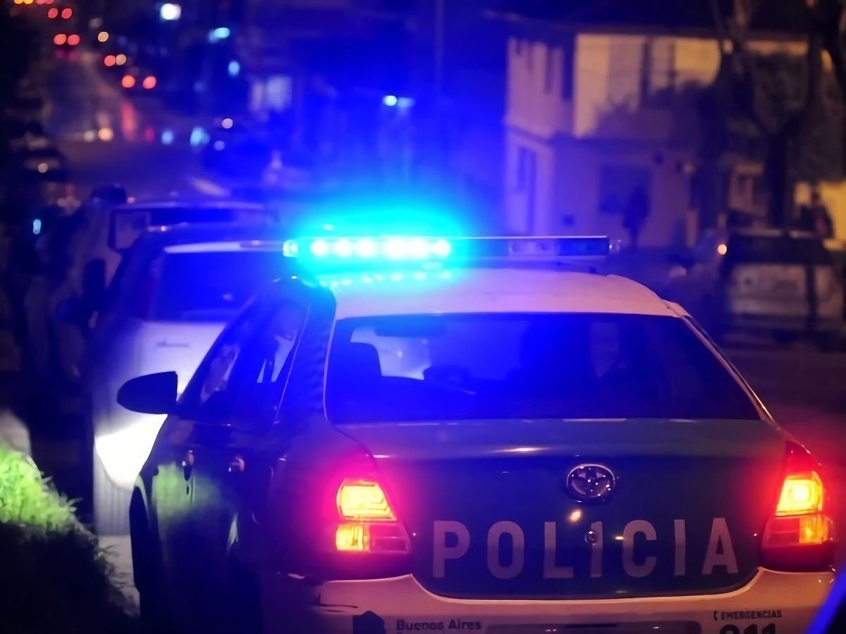 Polic&iacute;a de la Ciudad mat&oacute; a un motochorro en Merlo.
