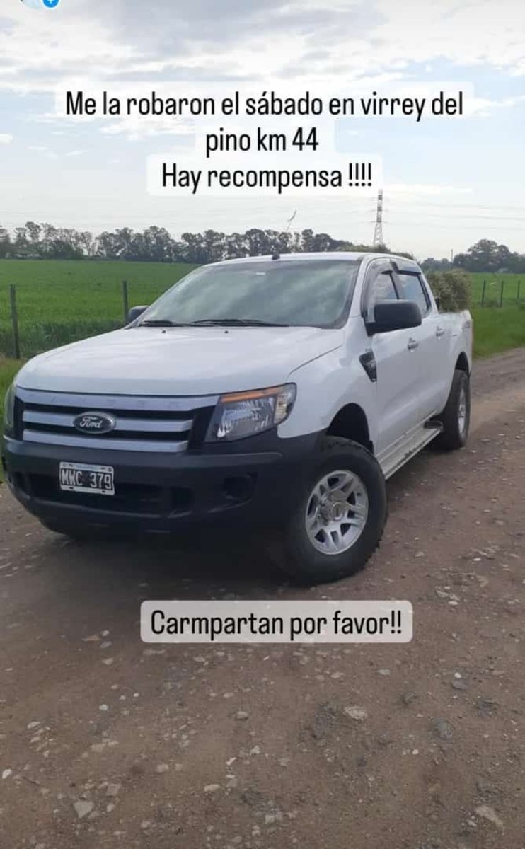 La camioneta robada en Virrey del Pino.
