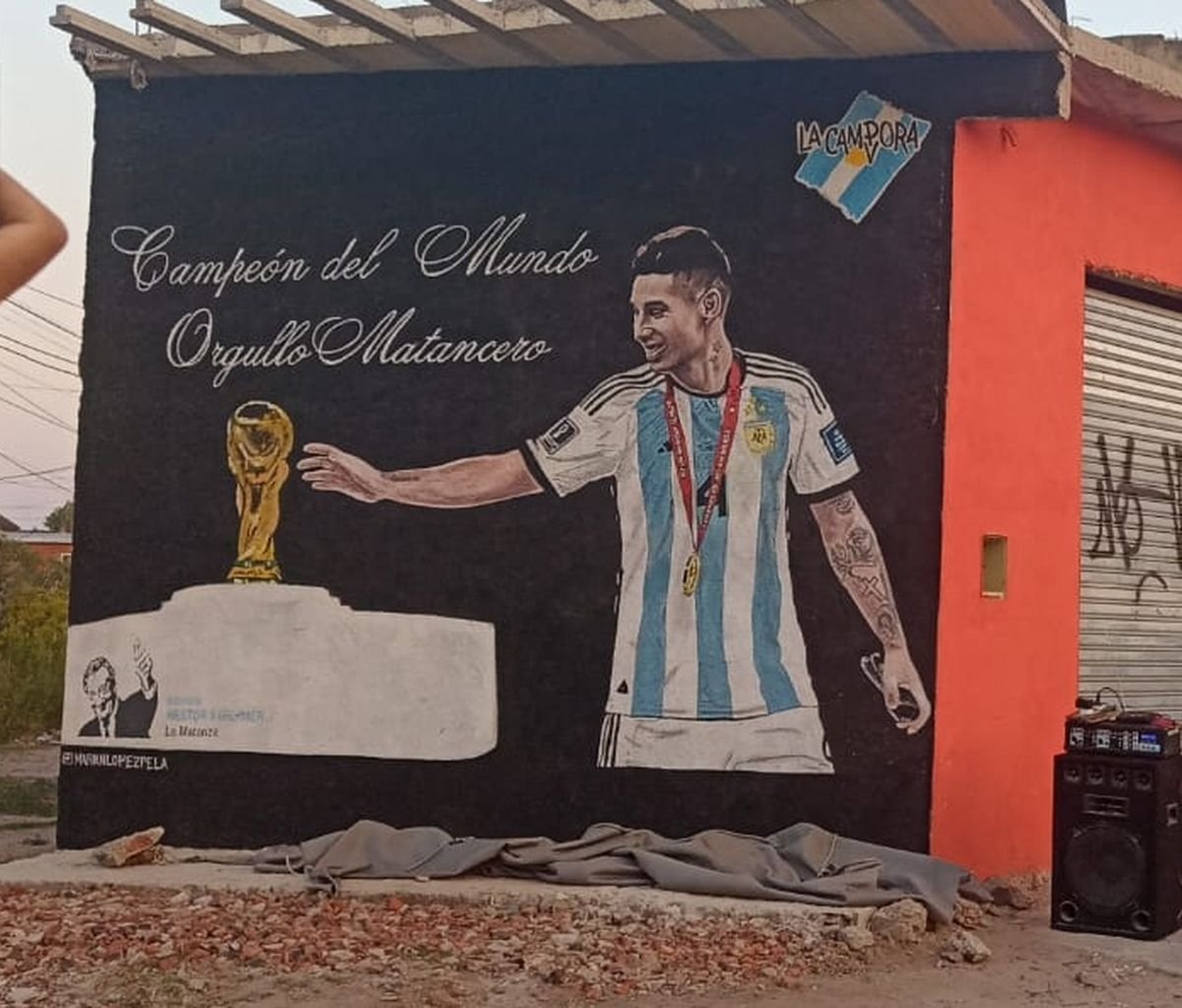 El mural que visit&oacute; Gonzalo Montiel en Virrey del Pino.
