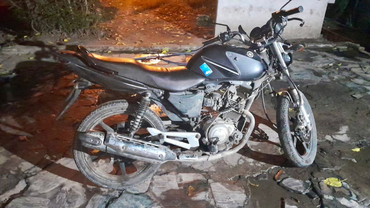 La moto secuestrada en Moreno.