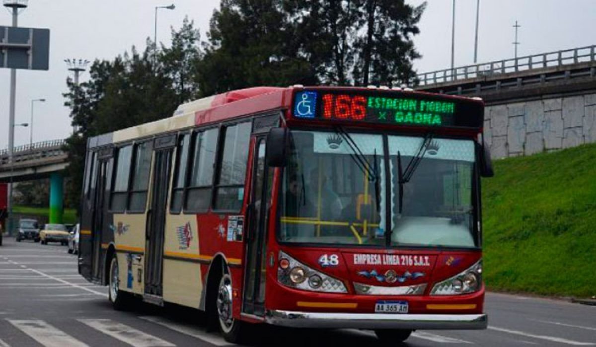 Aumentaron las tarifas en los colectivos.