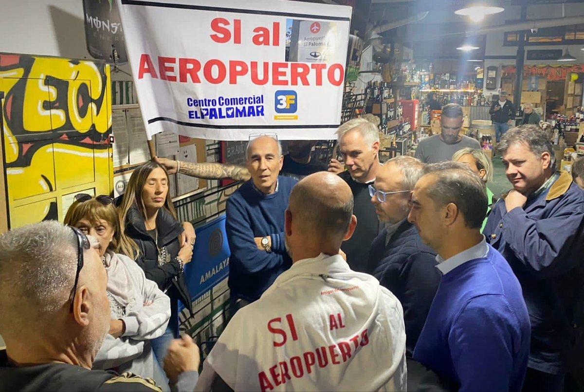 Evento por la reapertura del Aeropuerto de El Palomar.