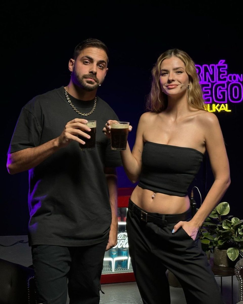 China Su&aacute;rez junto a Grego Rossello.