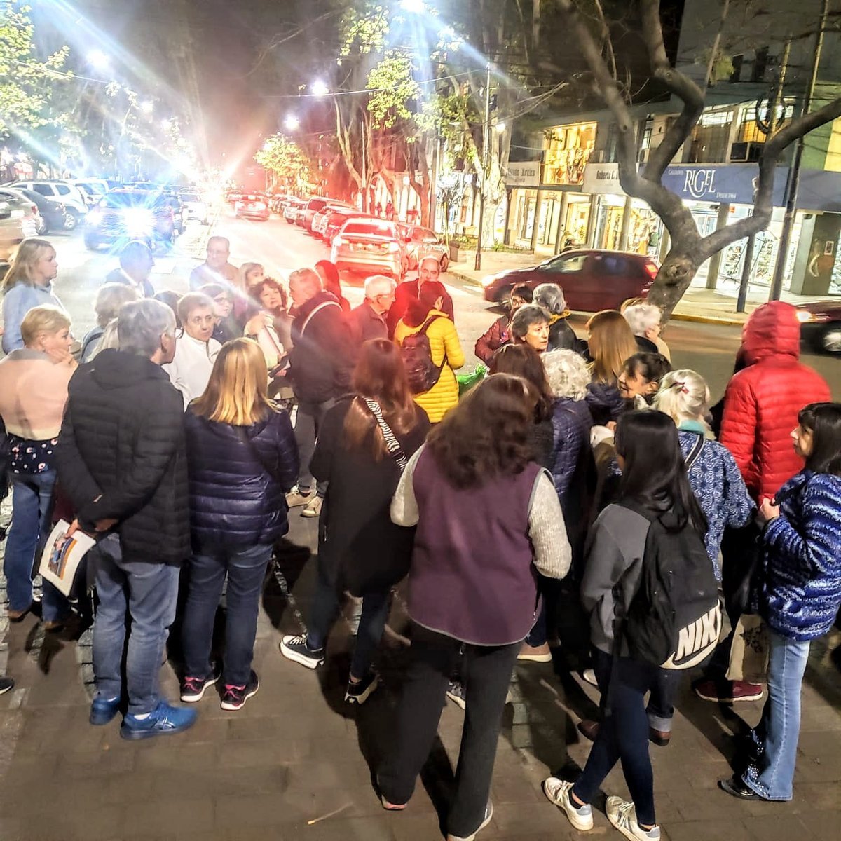 Marcha en Ciudad Jard&iacute;n por Berta y Leonardo.
