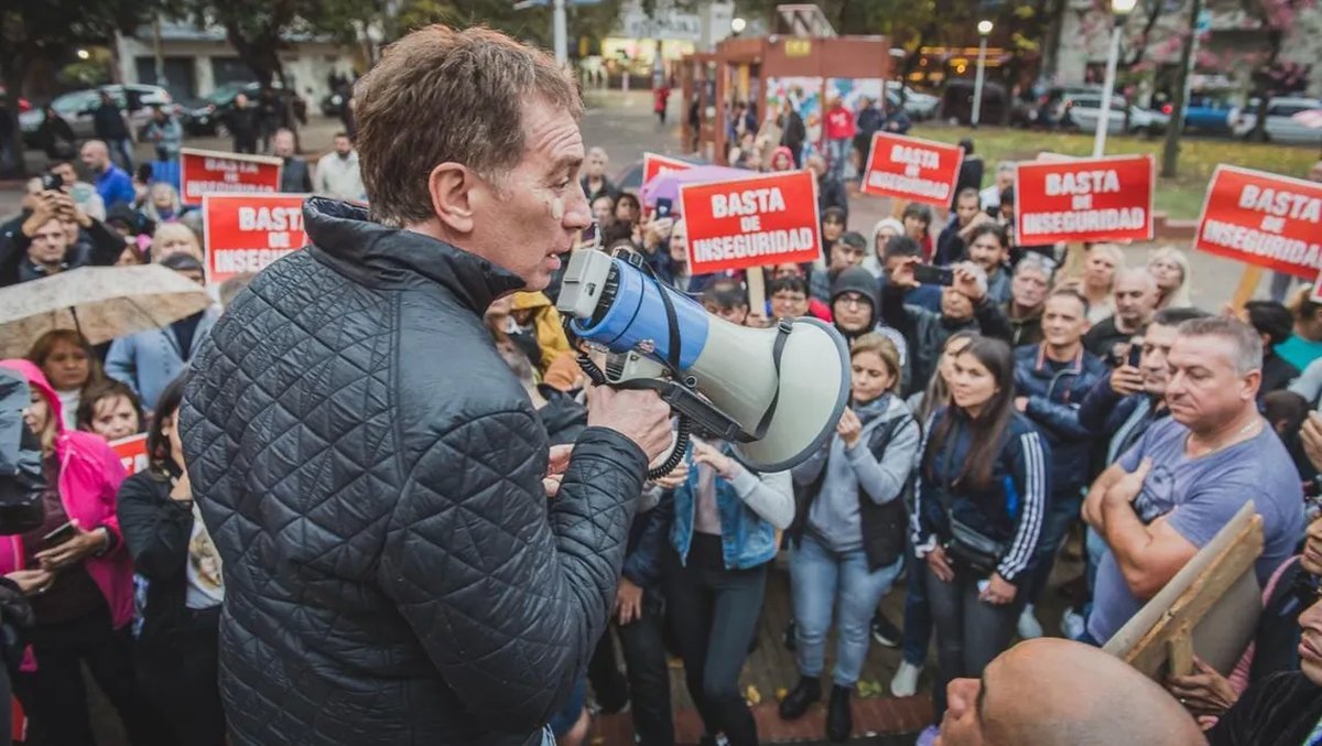 Diego Santilli, visit&oacute; distintos barrios de La Matanza y resalt&oacute; que "Kicillof abandon&oacute; la lucha contra la delincuencia y el narcotr&aacute;fico".