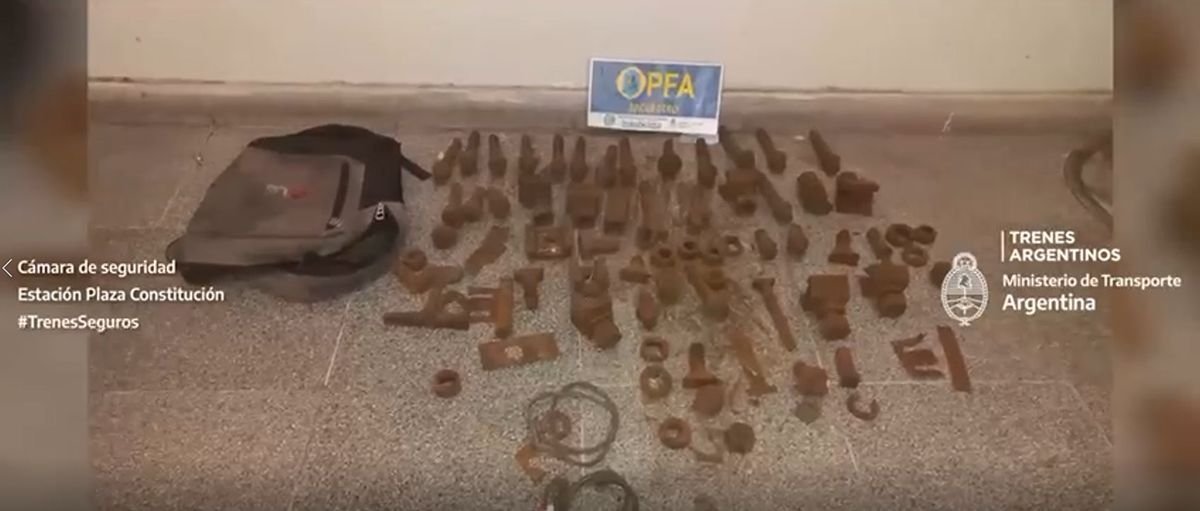 El material ferroviario que un hombre intent&oacute; robar en la estaci&oacute;n de trenes de Constituci&oacute;n.