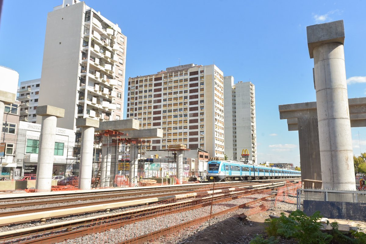 Obra de los puentes modulares en Ramos Mej&iacute;a.