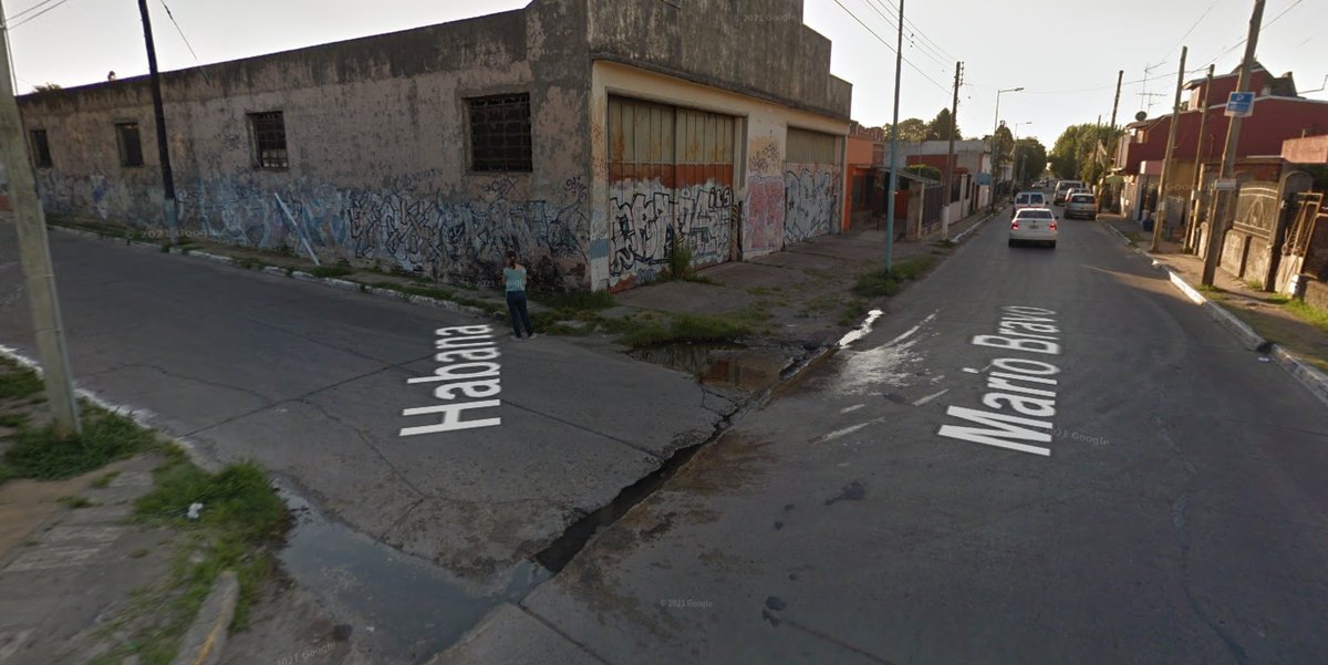 Habana y Mario Bravo, intersecci&oacute;n donde ocurri&oacute; el hecho en Libertad, partido de Merlo.