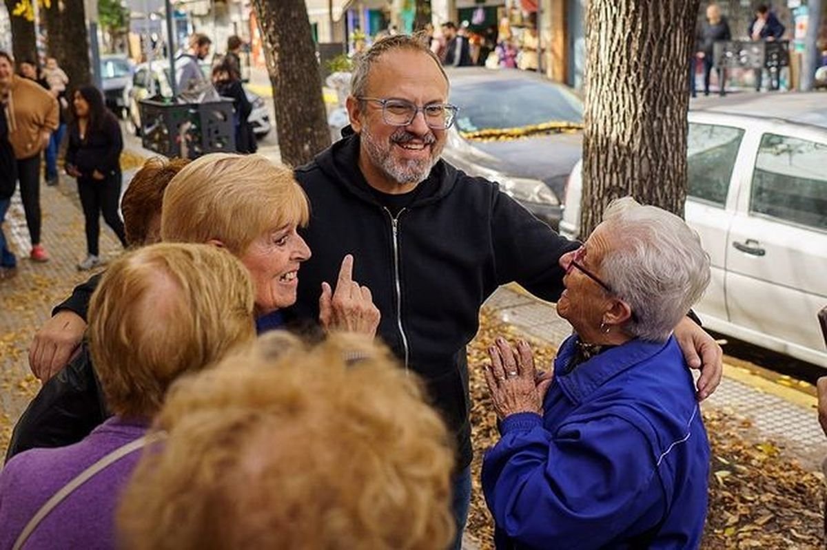 Tres de Febrero: Gran ventaja de Diego Valenzuela 