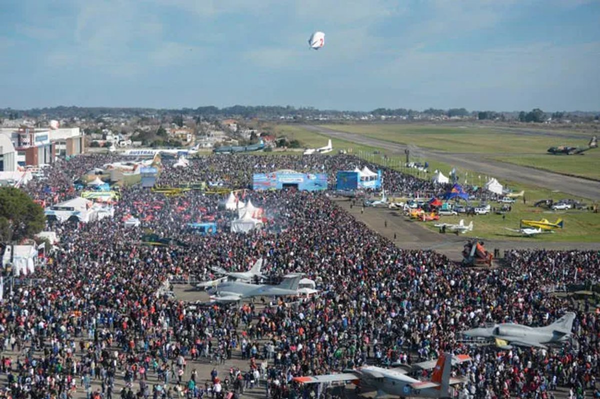 Cronograma de actividades del Argentina Vuela 2022 en la Base A&eacute;rea de Mor&oacute;n.