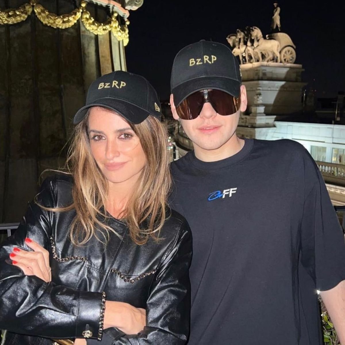 Redes: incre&iacute;ble encuentro entre Pen&eacute;lope Cruz y Bizarrap.