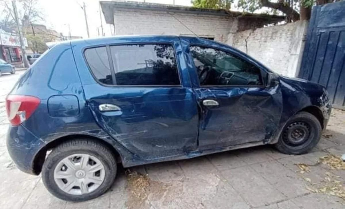 El auto con el que choc&oacute; Luciano en Parque San Mart&iacute;n.