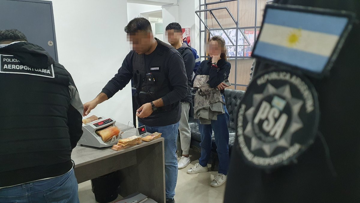 Dos allanamientos en el Oeste por lavado de dinero.