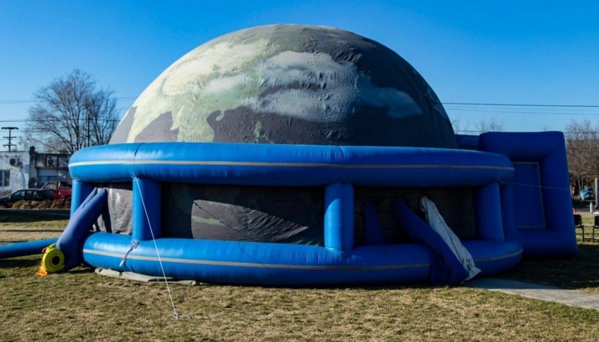 Vuelve el Planetario m&oacute;vil al oeste con descuentos del 50% en las entradas.