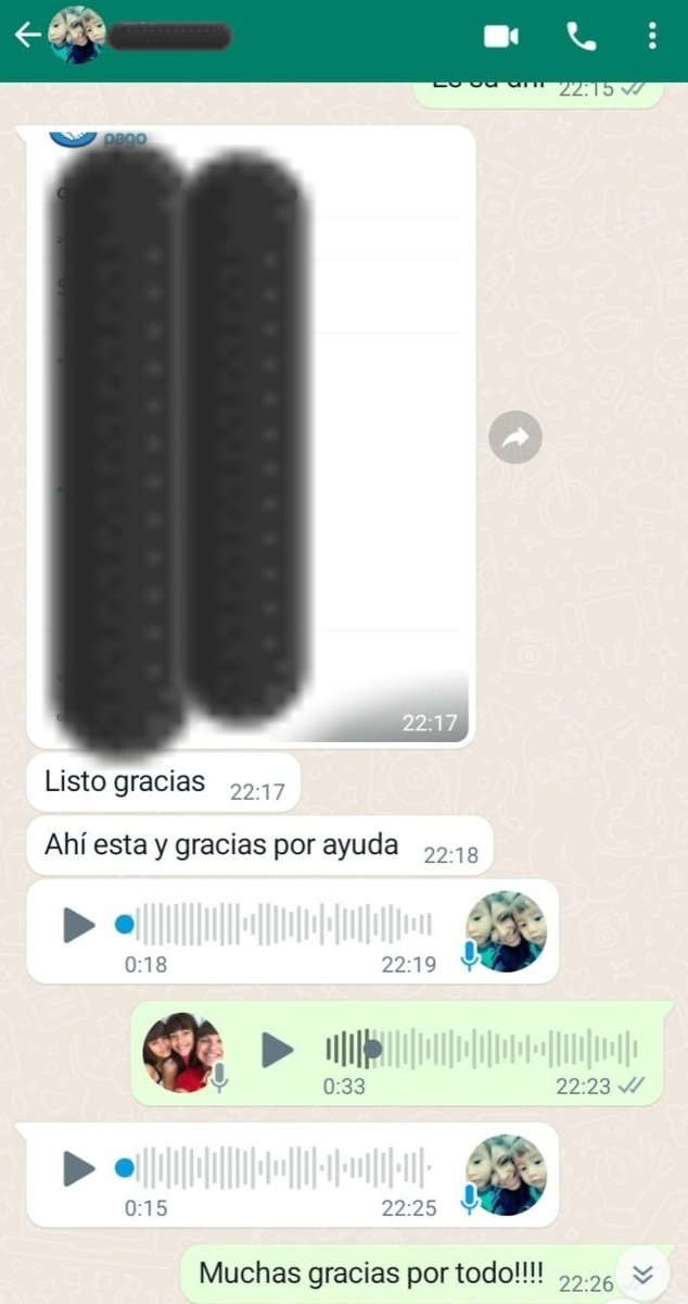 El momento en el que las vecinas de Merlo concretaron la devoluci&oacute;n.