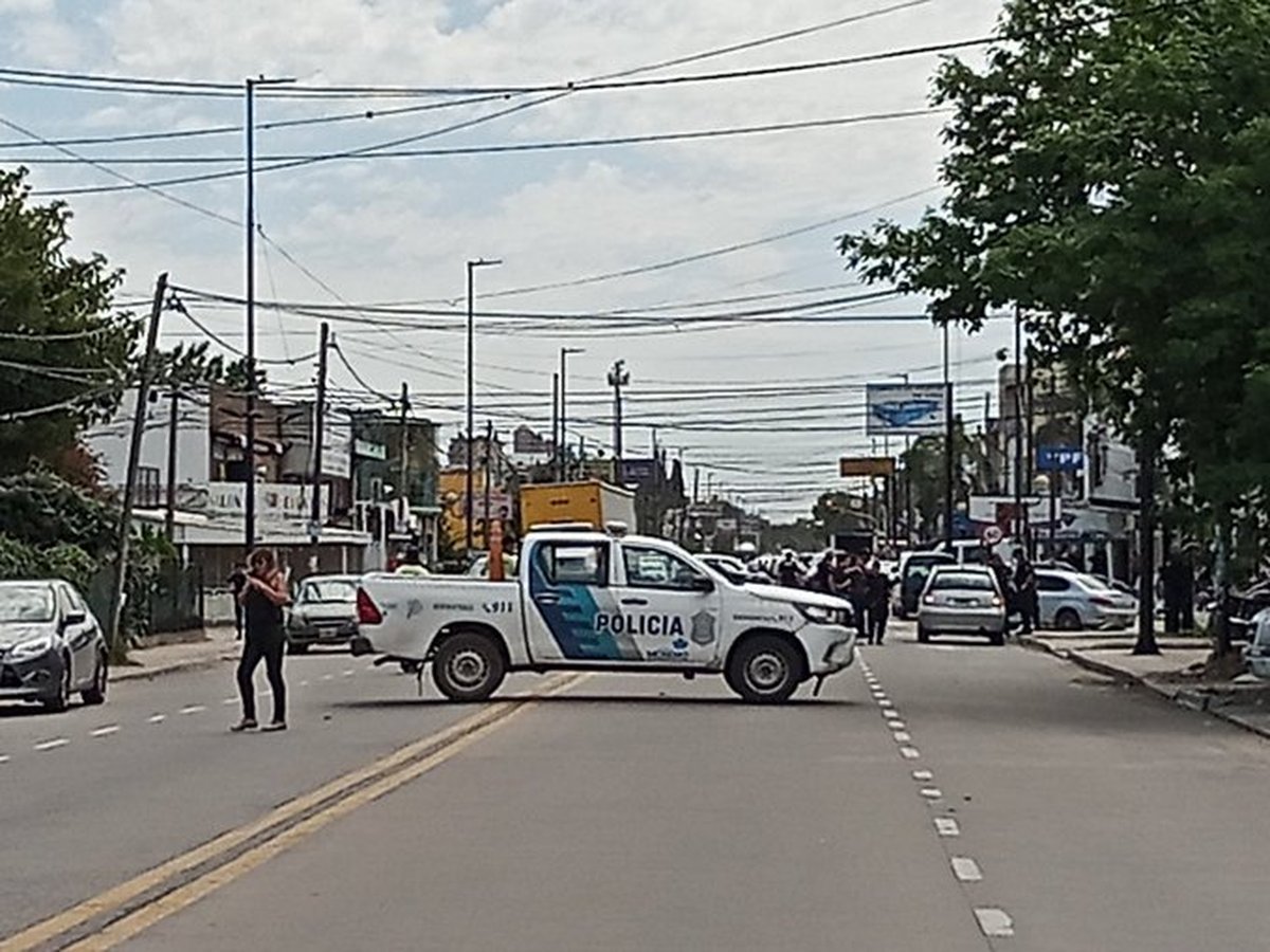 As&iacute; qued&oacute; la zona c&eacute;ntrica de Paso del Rey tras el tiroteo.