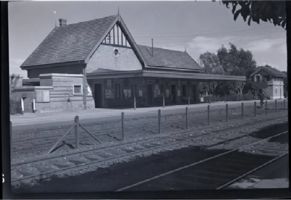 As&iacute; luc&iacute;a la vieja estaci&oacute;n de El Palomar.