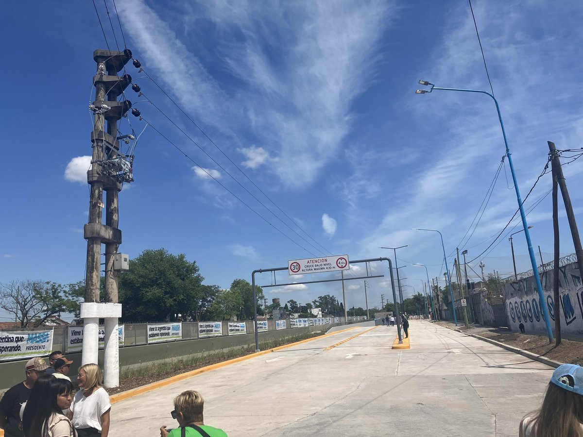Una de las entradas del nuevo t&uacute;nel vehicular de Paso del Rey.