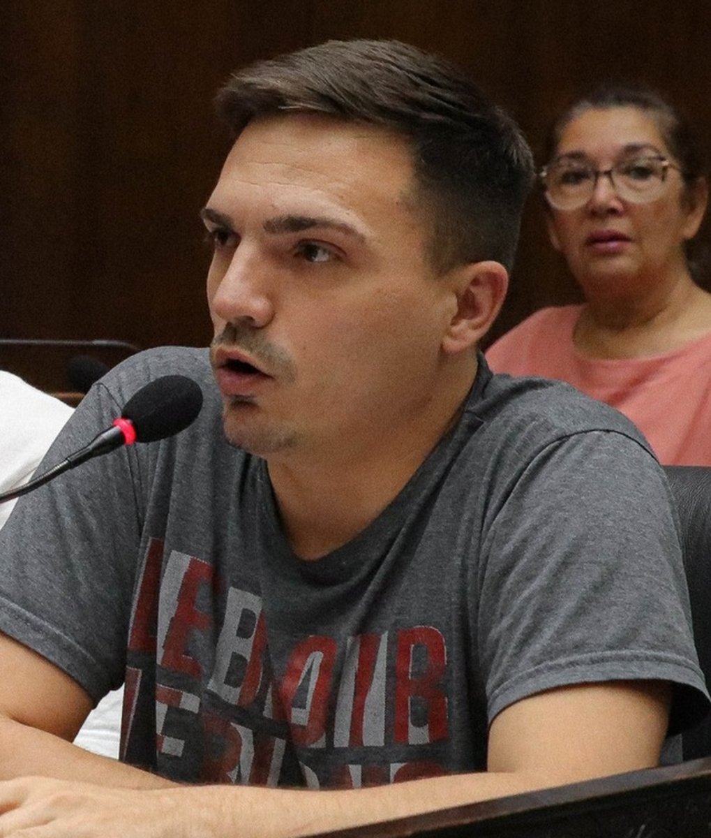 Mones Ru&iacute;z en primer plano y Quintana de fondo, los dos concejales opositores de Mor&oacute;n involucrados.