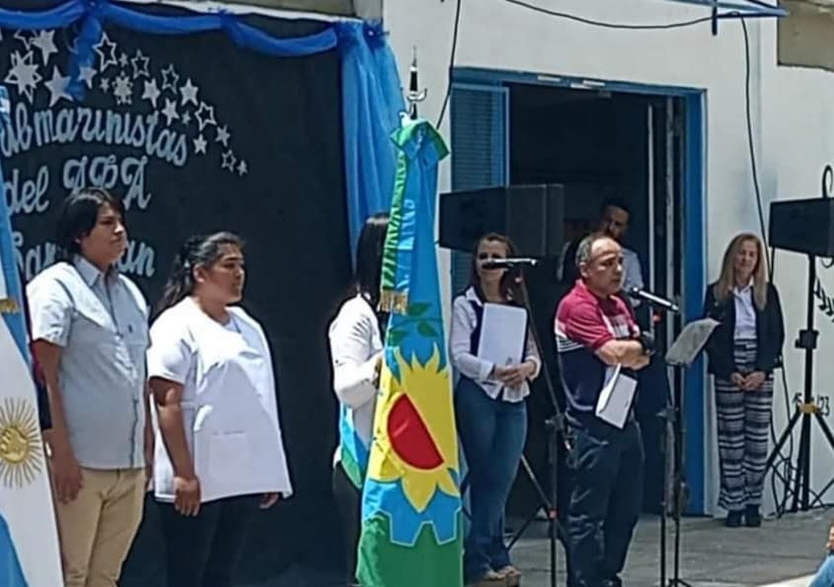 El acto de imposici&oacute;n en Villa Celina.