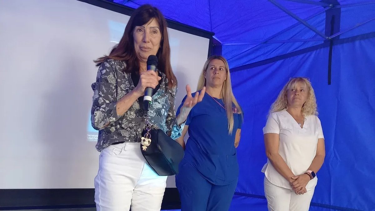 Las nuevas ambulancieras de La Matanza presentadas en La Tablada.