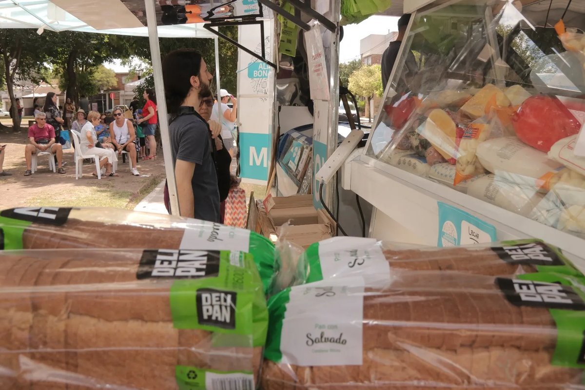 Mor&oacute;n public&oacute; el cronograma completo de los mercados en diciembre.