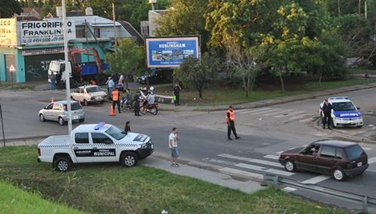 Uno de los controles vehiculares en Hurlingham.