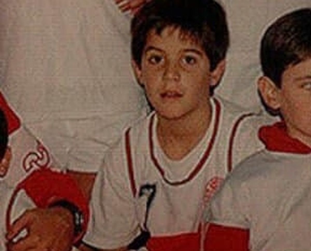 Lapro en su etapa formativa con el Deportivo Mor&oacute;n.