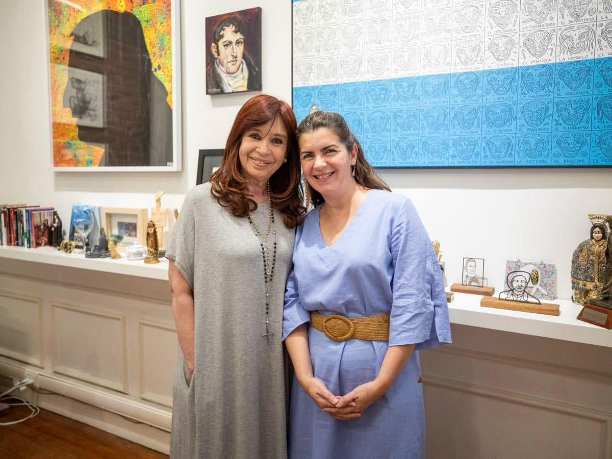 Cristina con la intendenta de Moreno.