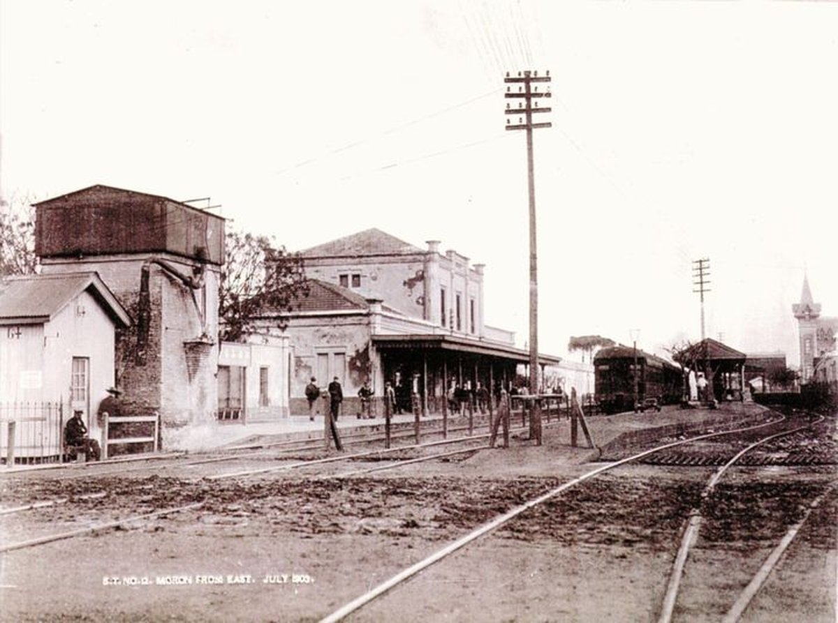 La estaci&oacute;n de Mor&oacute;n en 1903.